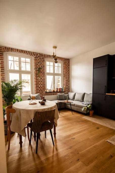 Apartament Przy Parku Z Bezplatnym Parkingiem Stary Toruń Zewnętrze zdjęcie